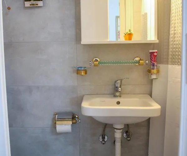 Conte * Corfu (city)